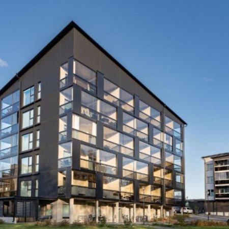 Modern Apartment Near Tampereen Messukeskus, With Own Private And Free Parking المظهر الخارجي الصورة